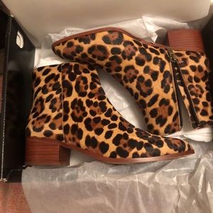 Calf hair leopard boots